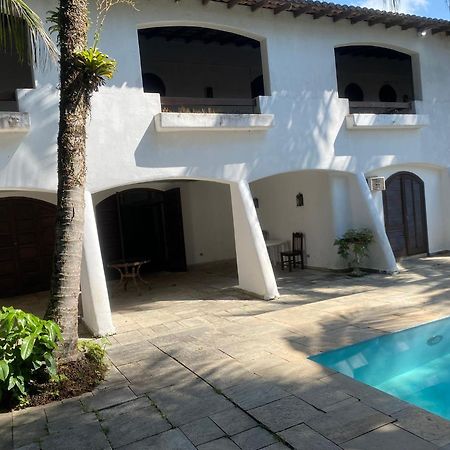 Casarao No Guaruja Com Piscina Villa Dış mekan fotoğraf